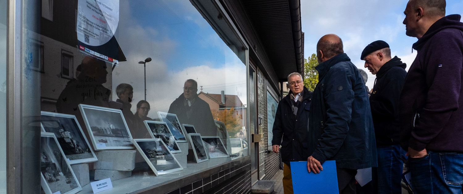 Hauptjurierung der Schaufenster-Ausstellung