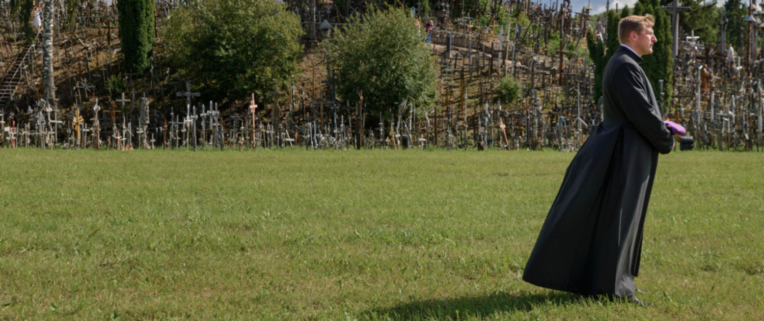 Freiluft-Gottesdienst_Robert-Rutoed_Berg-der-Kreuze