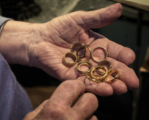 Hände des Diamantuers_Harald Spies_Schmuckmuseum Pforzheim Hände des Diamantuers_Harald Spies_Schmuckmuseum Pforzheim